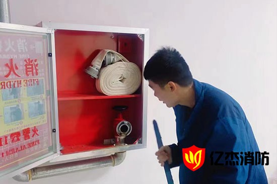 ����˨��λ