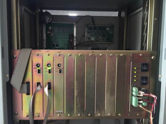 �������C��·�����